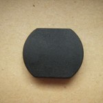 Metal Mount Tag: 24x19mm Round Ceramic Tag
